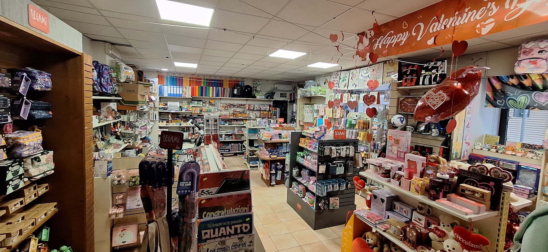 Interno Cartoleria Scarabocchio Sassari